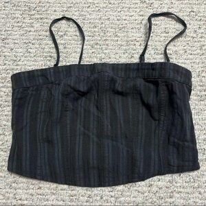 American Eagle top. Small. Removable straps. Cropped